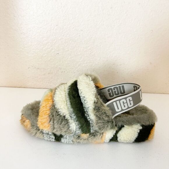 UGG fluff slippers in olive Cali camo with orange. 8 - Picture 5 of 13
